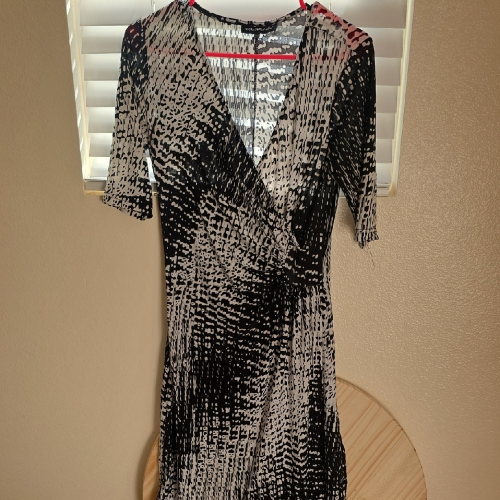 Elegant Black and Cream Women's Dress